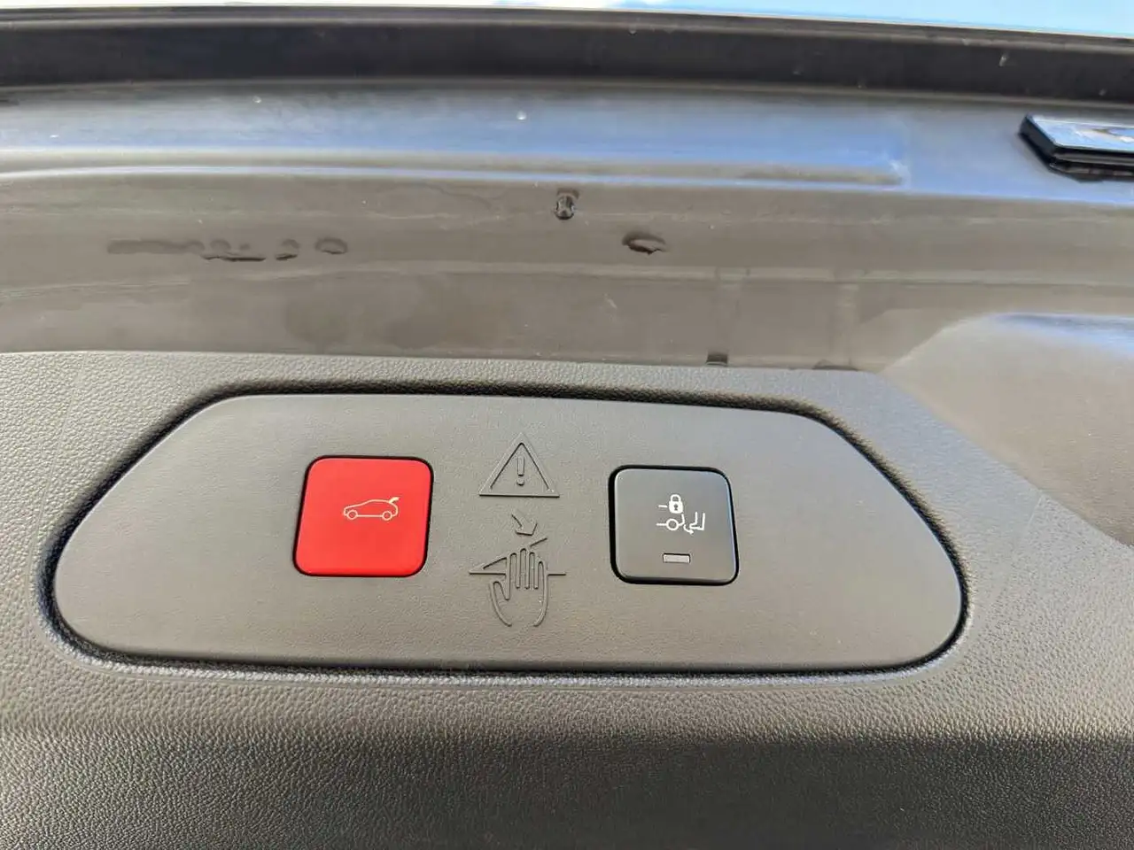 Opel Grandland PHEV Elgance //Navi/360°/PDC/LED /Winterpaket — Galería del vehículo 12