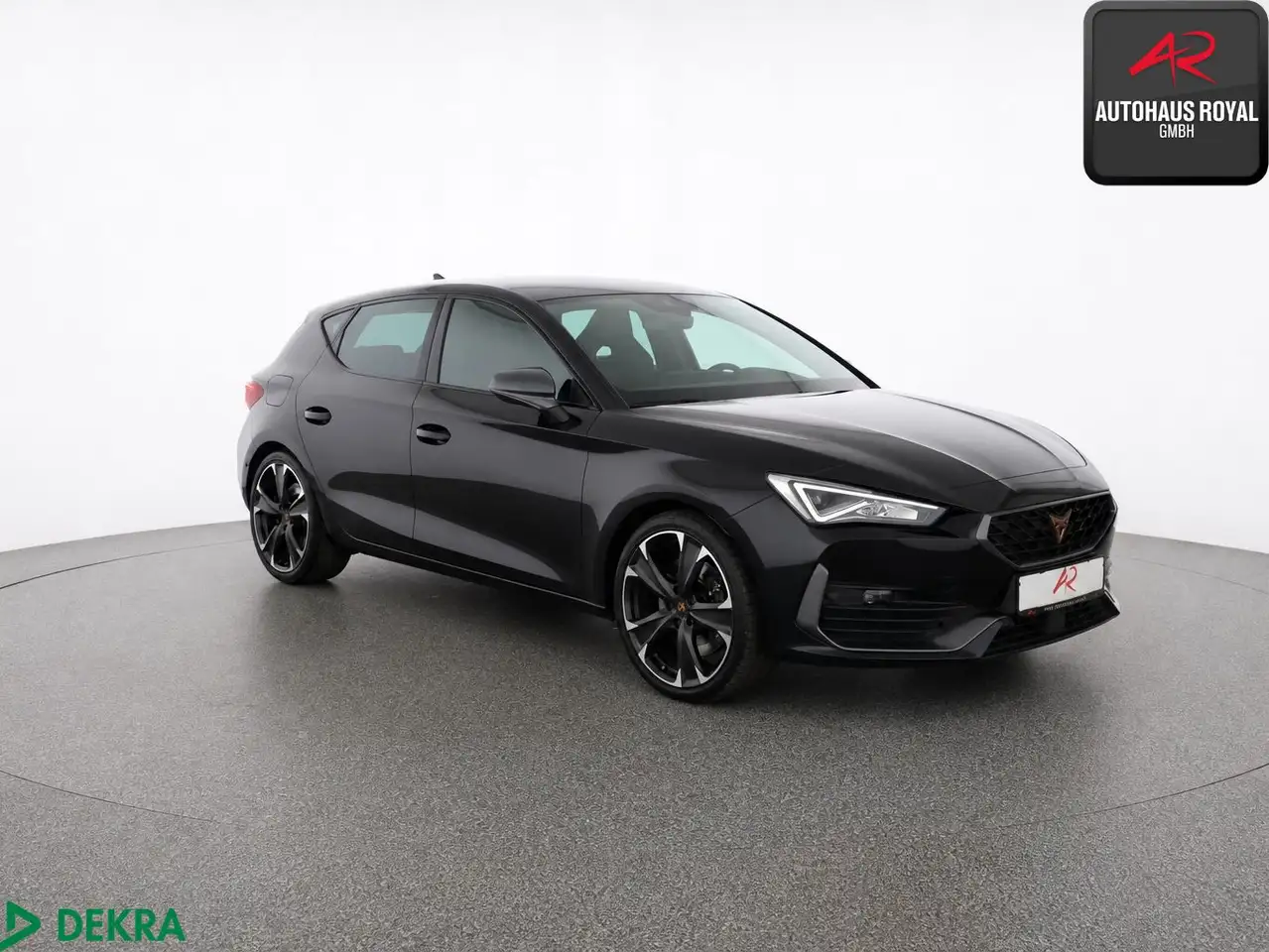 CUPRA Leon 2.0 TSI VZ KAMERA,PARKLENK,ACC,KESSY,PDC — Galería del vehículo 7