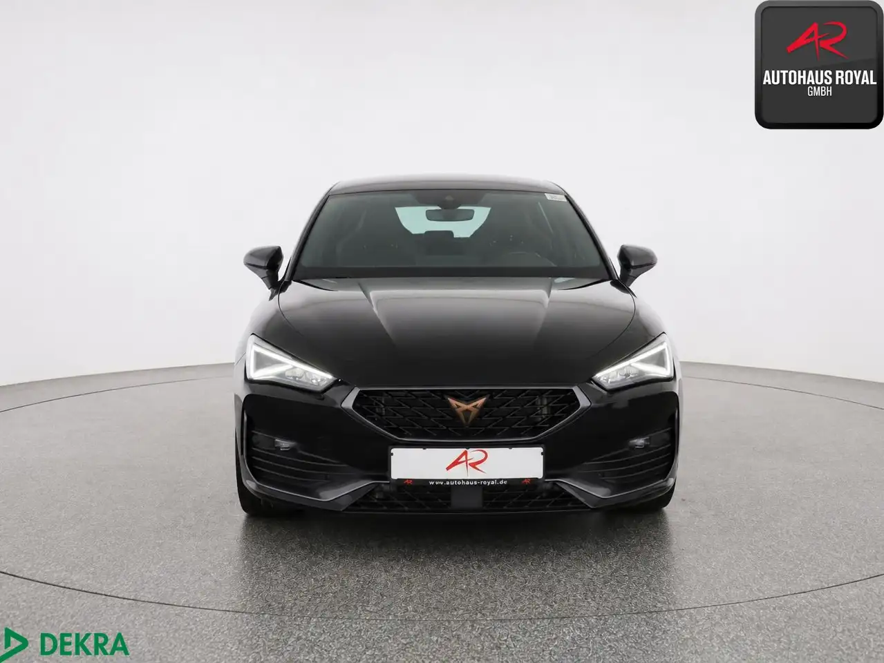 CUPRA Leon 2.0 TSI VZ KAMERA,PARKLENK,ACC,KESSY,PDC — Galería del vehículo 8