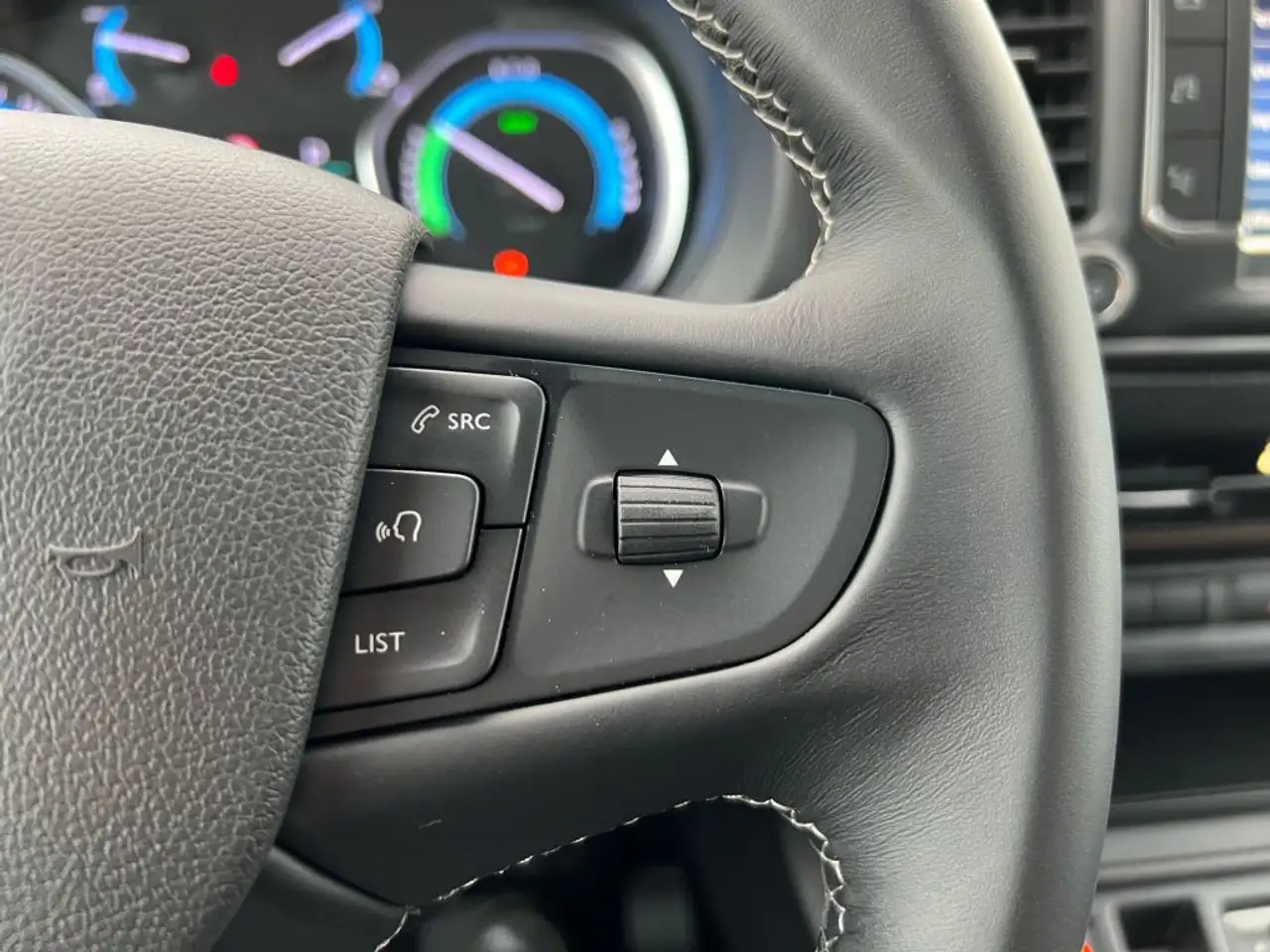 Toyota Proace Electric (75 kWh) L1 (8-Si.) Verso Team Deutschlan — معرض صور السيارة 20