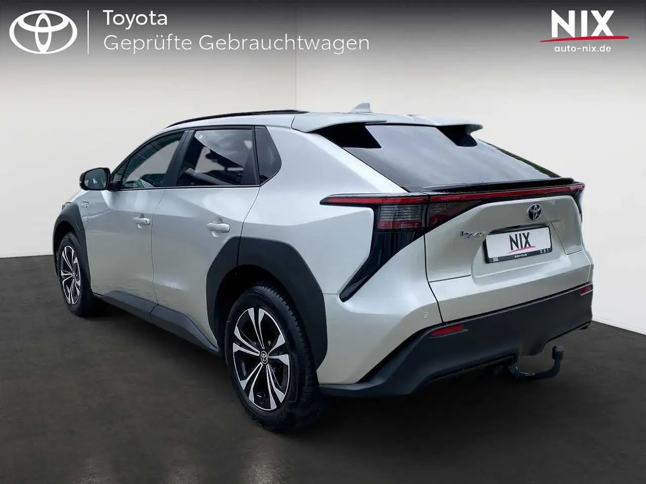 Toyota bZ4X FWD KAMERA SHZ AHK — معرض صور السيارة 2