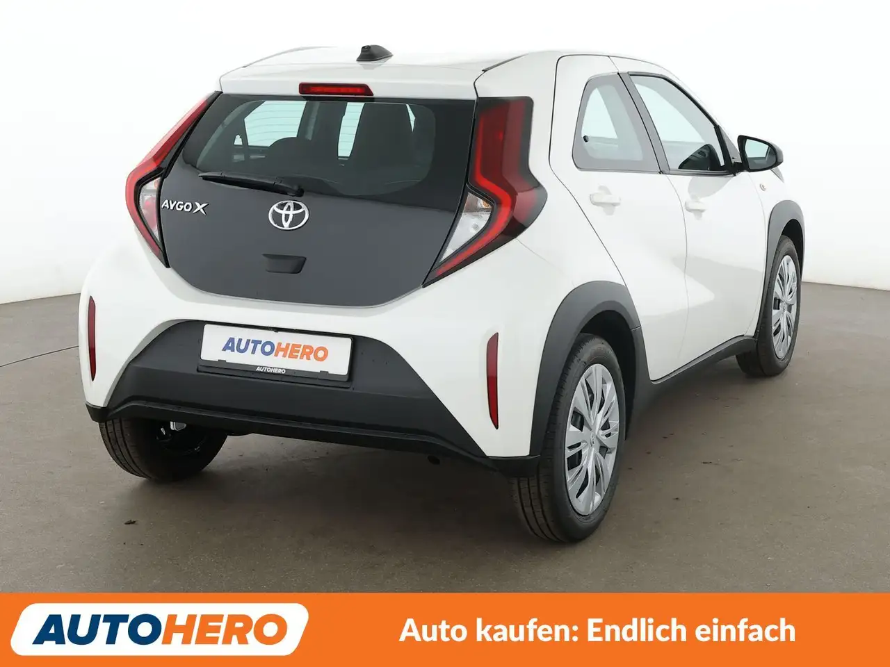 Toyota Aygo X 1.0 Play *CAM*ACC*KLIMA* — Vehicle gallery 6