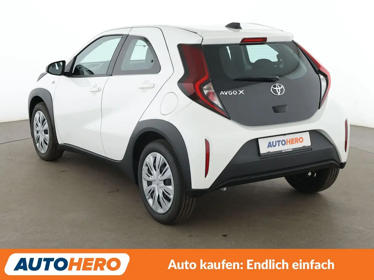 Toyota Aygo X 1.0 Play *CAM*ACC*KLIMA* — Vehicle gallery 4