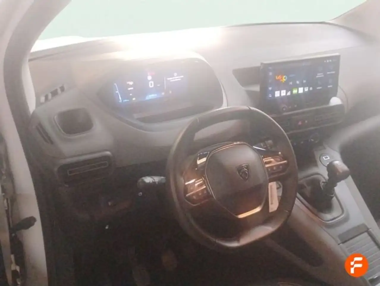 Peugeot Rifter 1.5BlueHDi S&S Long Allure 130 — Galería del vehículo 11