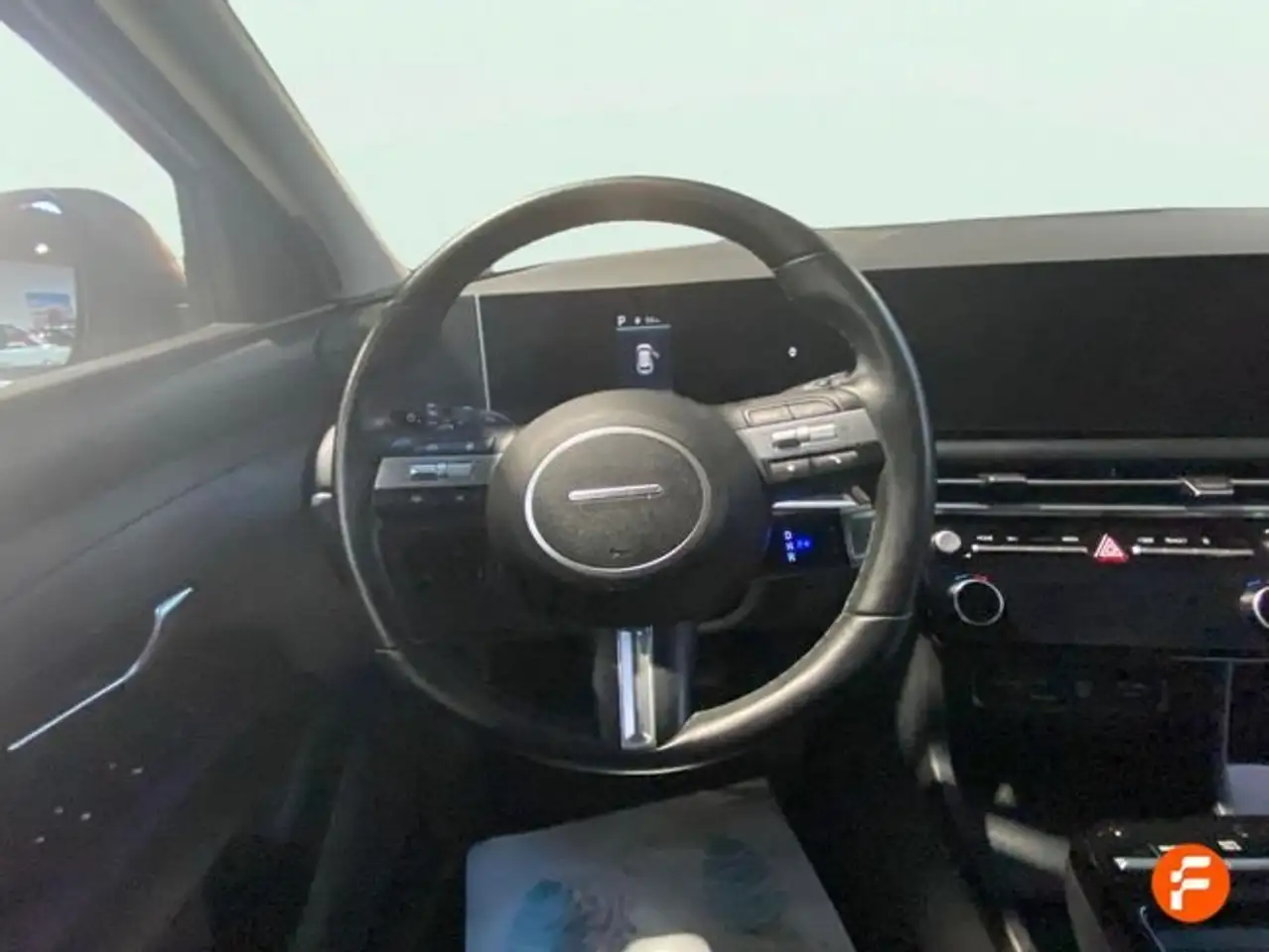 Hyundai TUCSON 1.6 T HEV Klass AT — Vehicle gallery 12