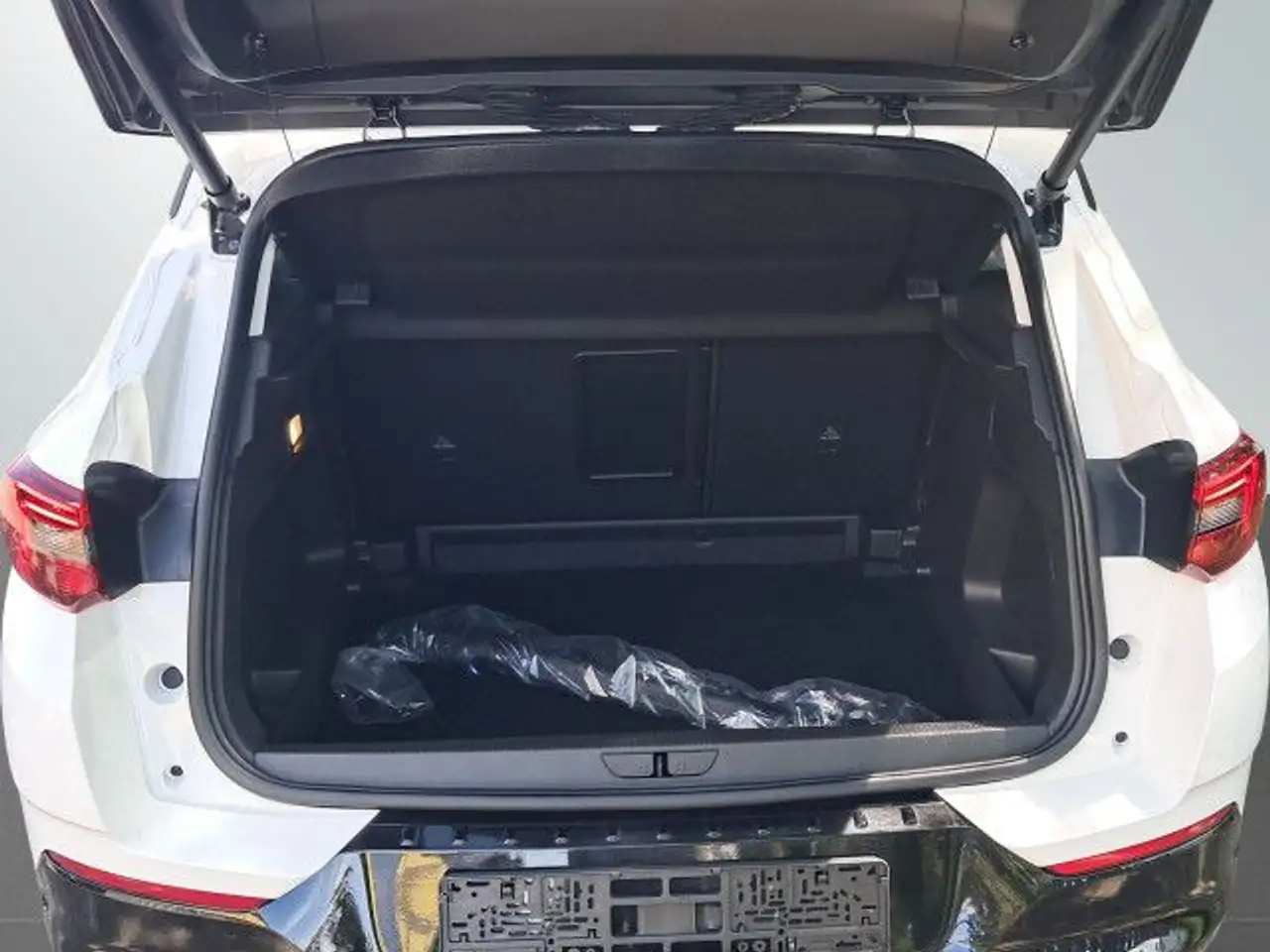 Opel Grandland Turbo GS Autom. IntelliLux Navi ACC GJR — Galerie du véhicule 10