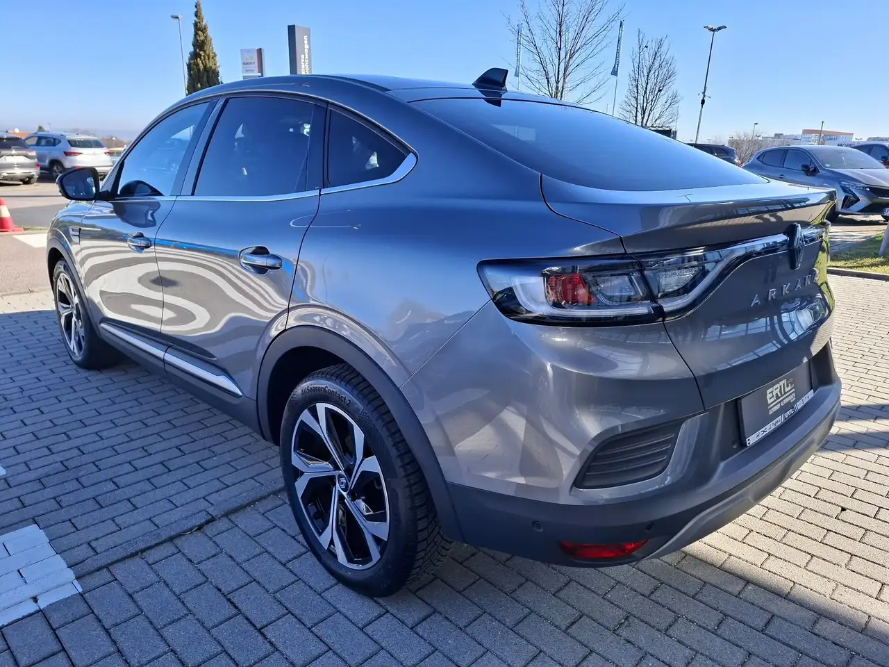 Renault Arkana TECHNO Mild Hybrid 140 EDC — Galería del vehículo 7