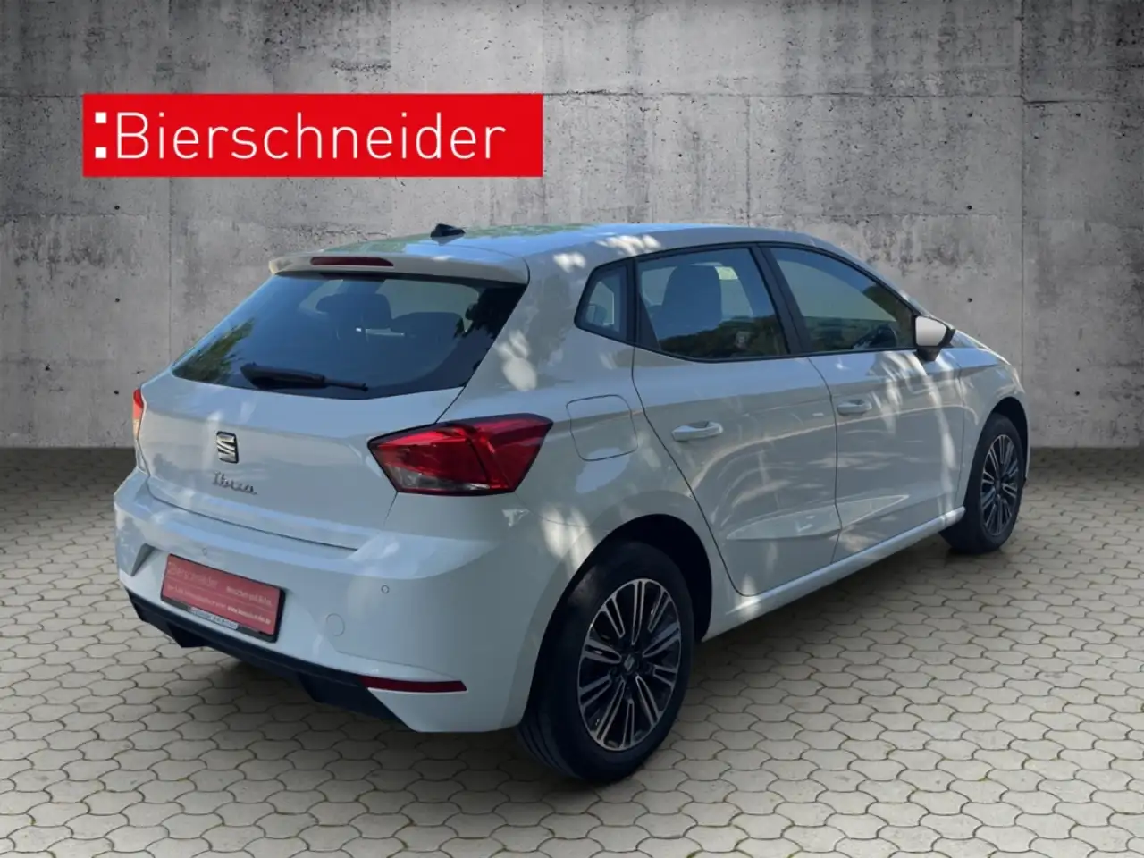 SEAT Ibiza 1.0 TSI Style Edition KAMERA FULL LINK LED SHZ DAB — Galerie du véhicule 8