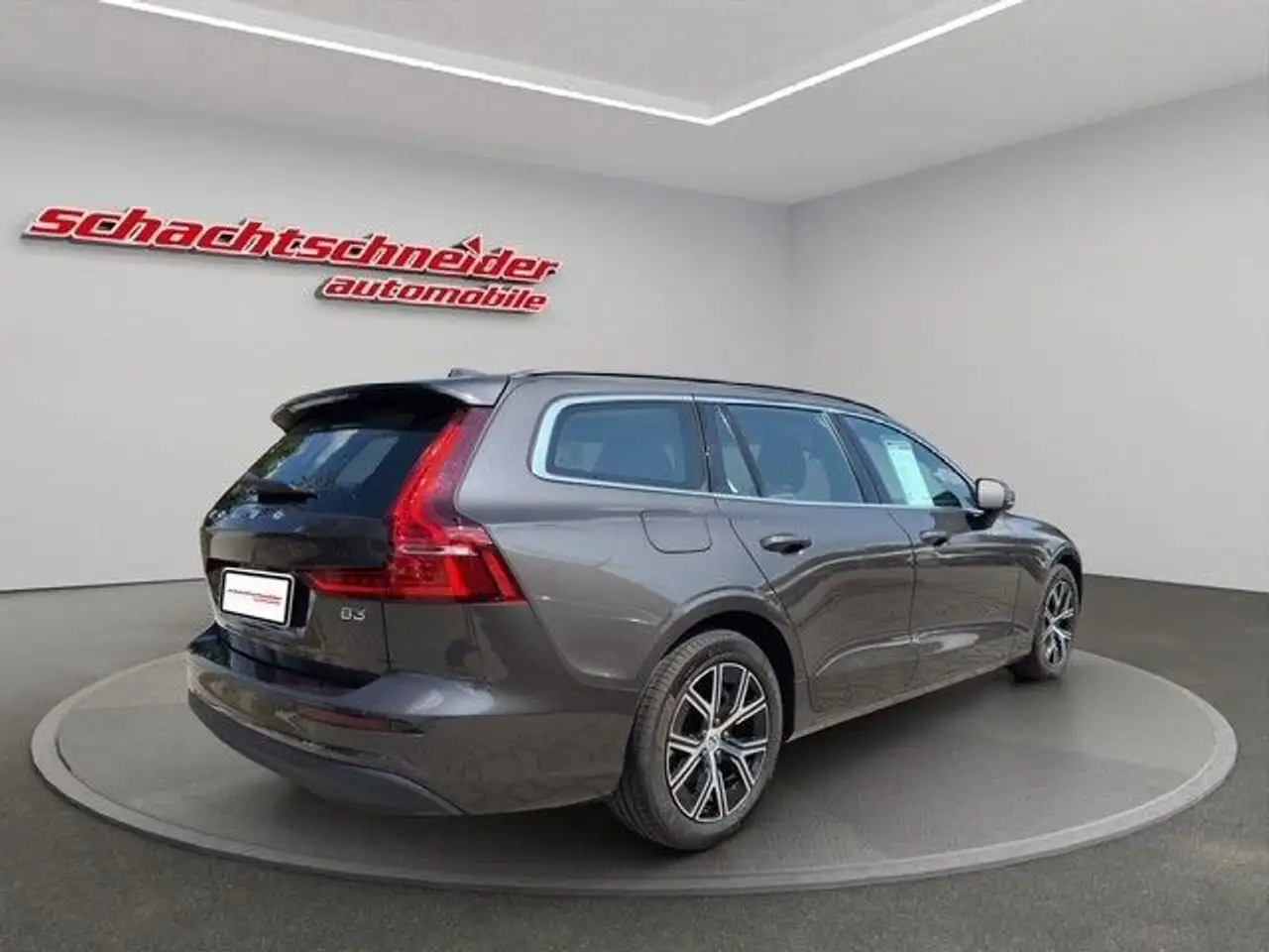 Volvo V60 B3 B DKG Core+ACC+Kamera+LED — Vehicle gallery 3
