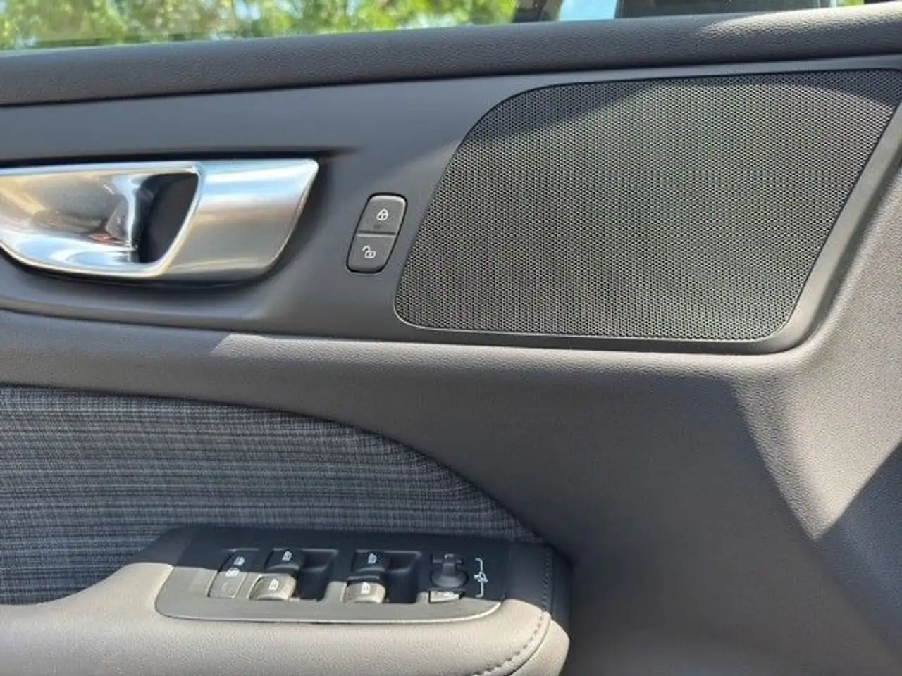 Volvo V60 B3 B DKG Core+ACC+Kamera+LED — Vehicle gallery 8