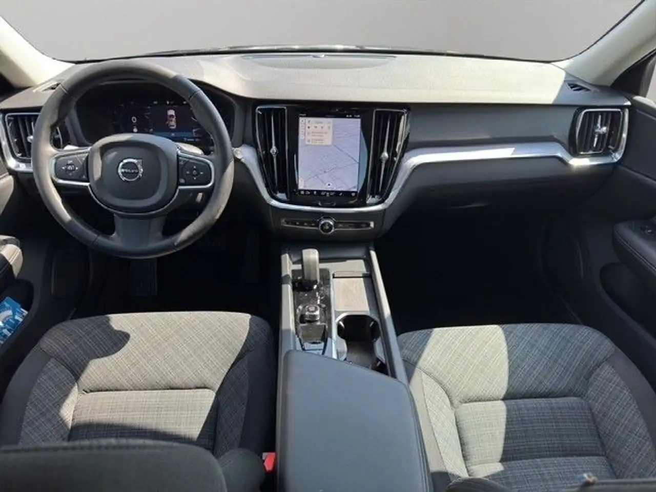 Volvo V60 B3 B DKG Core+ACC+Kamera+LED — Vehicle gallery 10