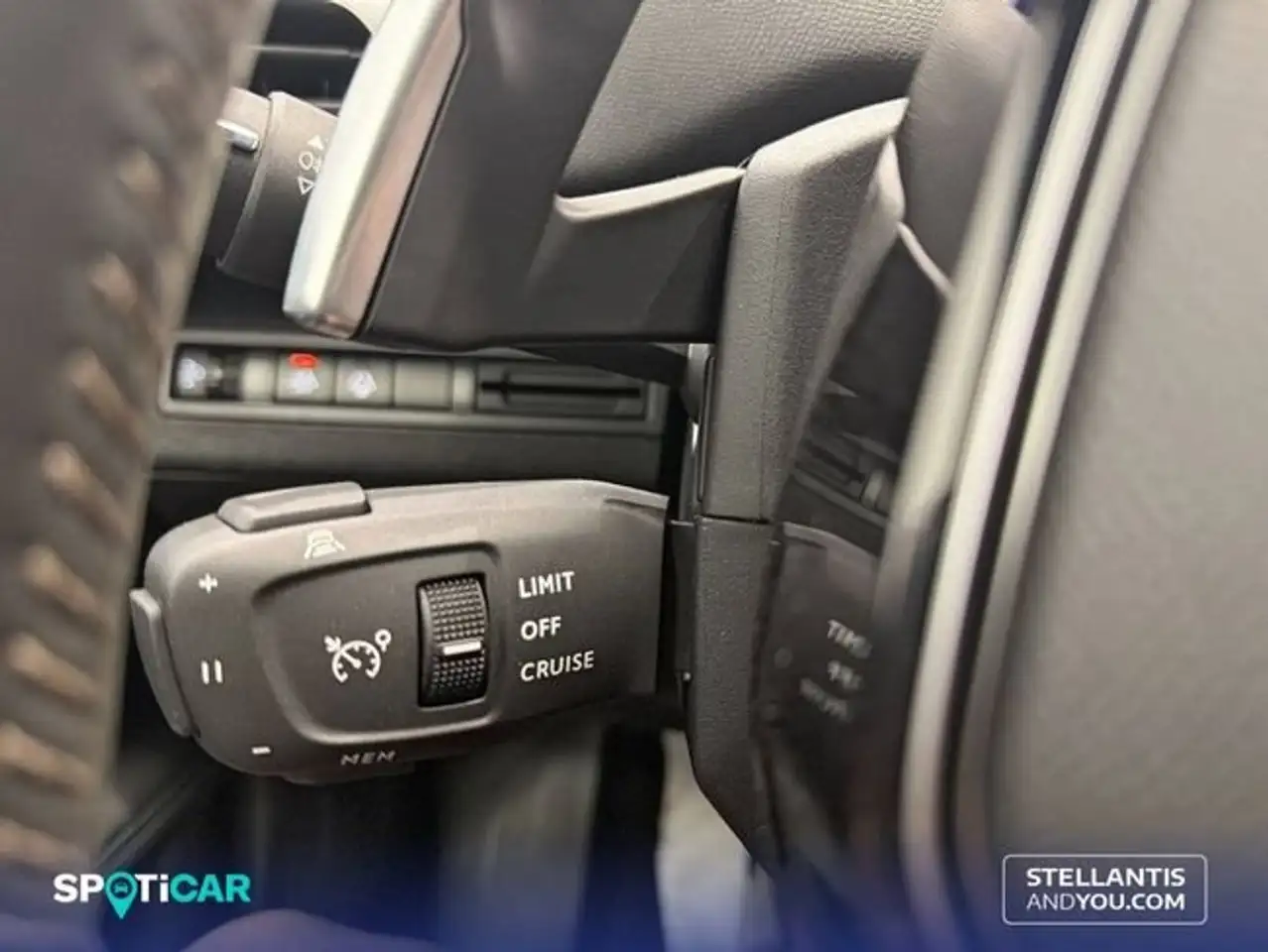 Peugeot 3008 1.2 PureTech 96KW S&S EAT8 Allure Pack — معرض صور السيارة 20