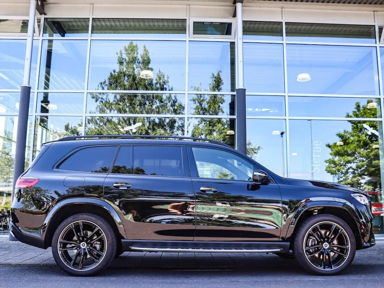 Mercedes-Benz GLS 450 4M AMG Pano/Massage/FondEnt/AHK/Fahrassi — Galería del vehículo 8