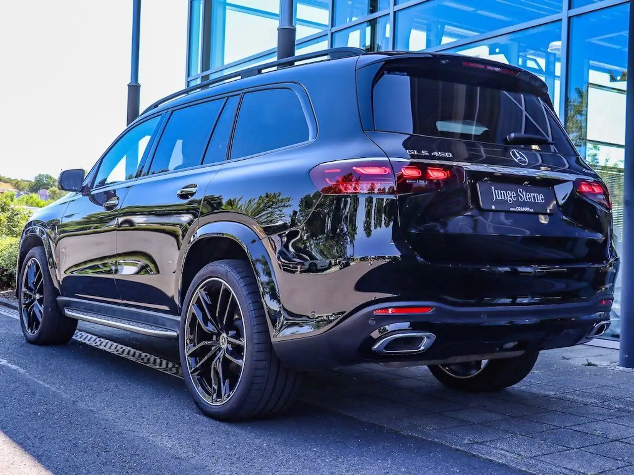 Mercedes-Benz GLS 450 4M AMG Pano/Massage/FondEnt/AHK/Fahrassi — Galería del vehículo 3