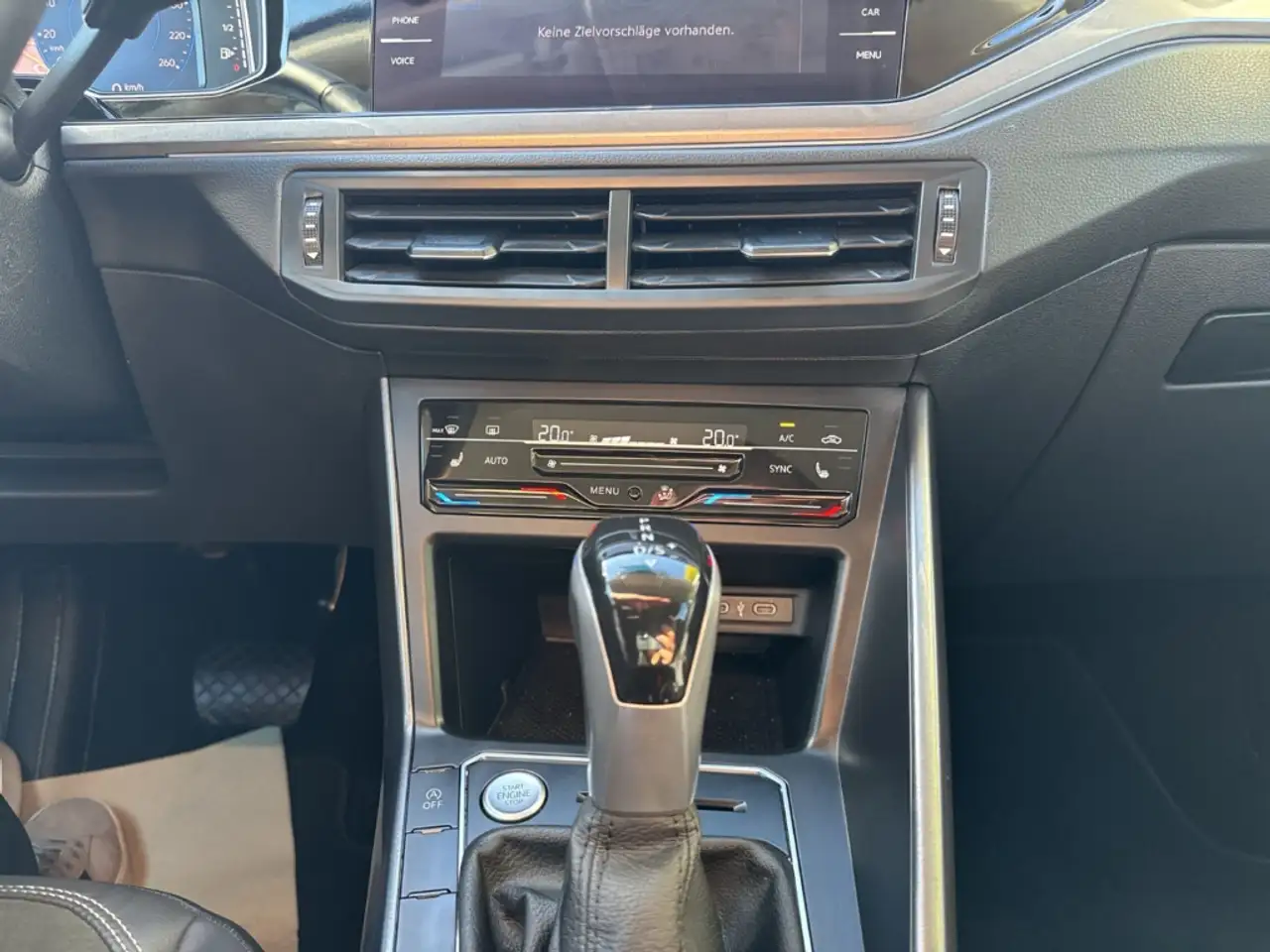 Volkswagen Polo VI 1.0 TSI DSG Style Navi Digitales Cockpit LED Bl — معرض صور السيارة 14