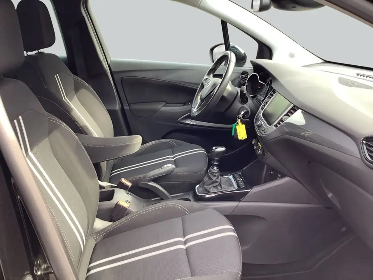 Opel Crossland Crossland 1.2 Elegance — معرض صور السيارة 12
