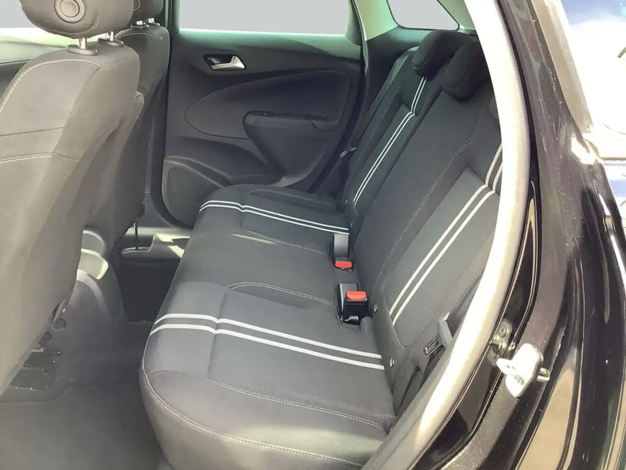 Opel Crossland Crossland 1.2 Elegance — معرض صور السيارة 11
