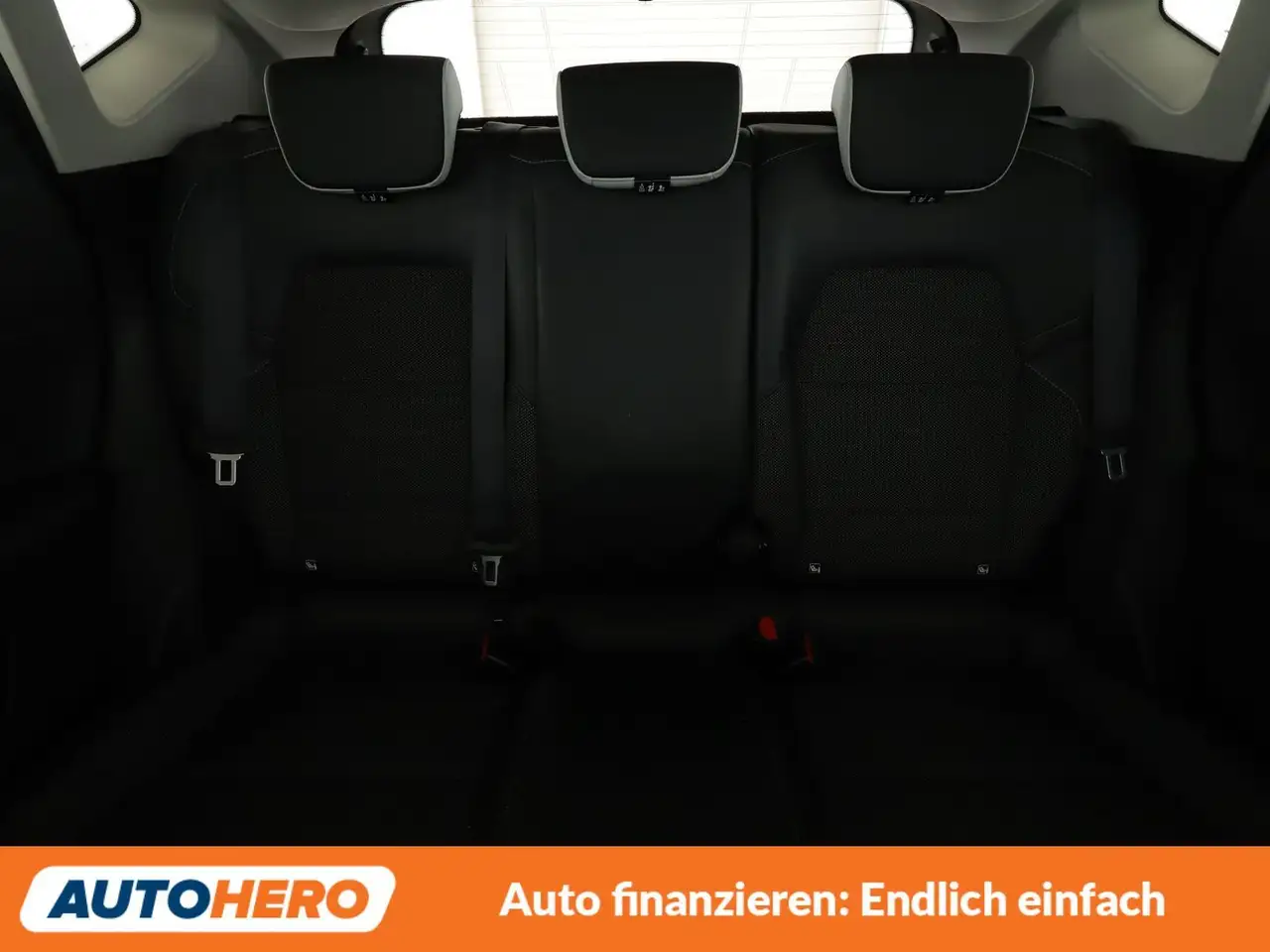 Renault Captur 1.3 TCe Mild-Hybrid Techno *NAVI*TEMPO*CAM*PDC*AHK — Vehicle gallery 16