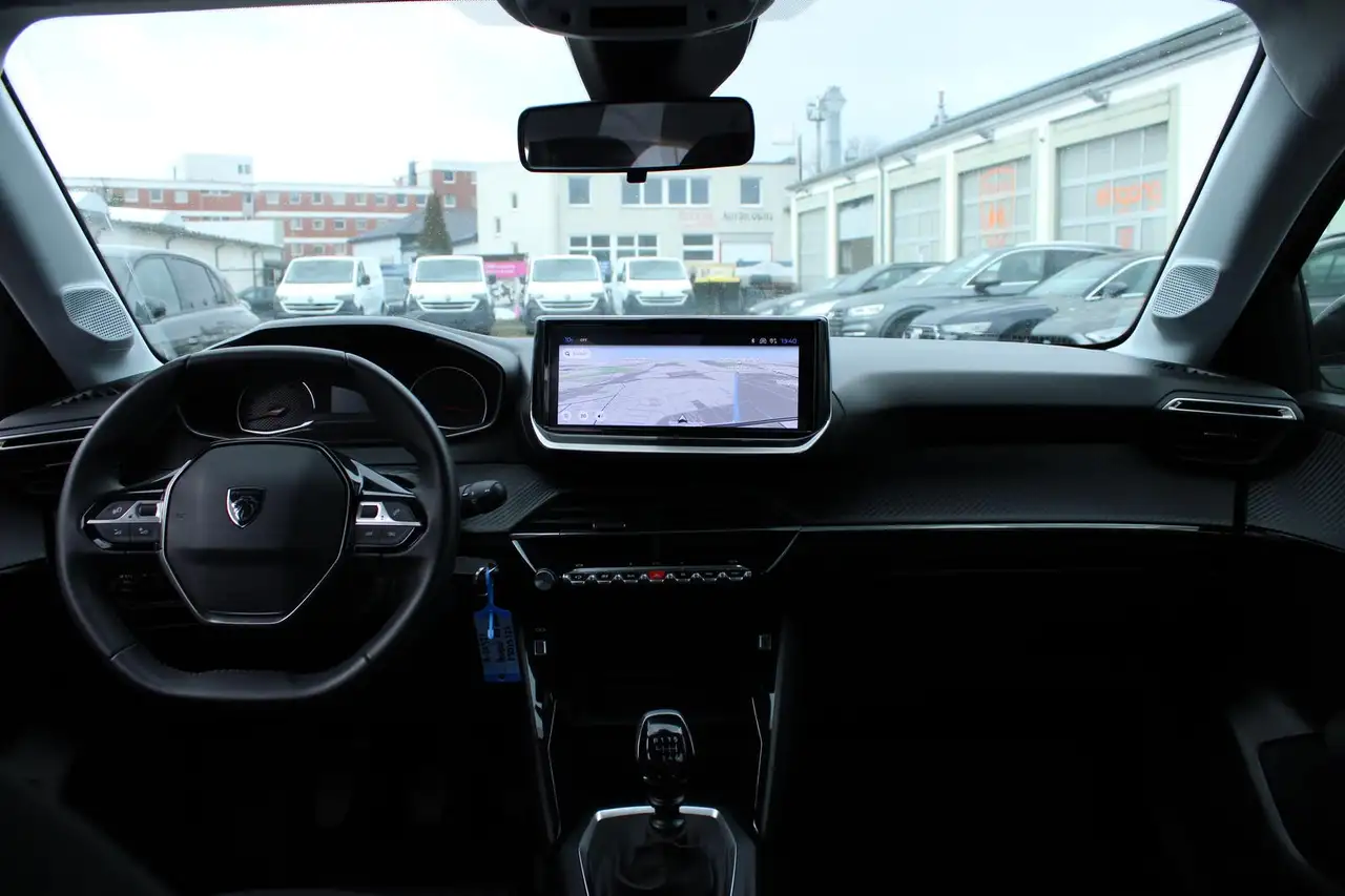 Peugeot 208 1.2 100PS Active NAVI ANDROID KLIMA 10" HD PDC — Vehicle gallery 6
