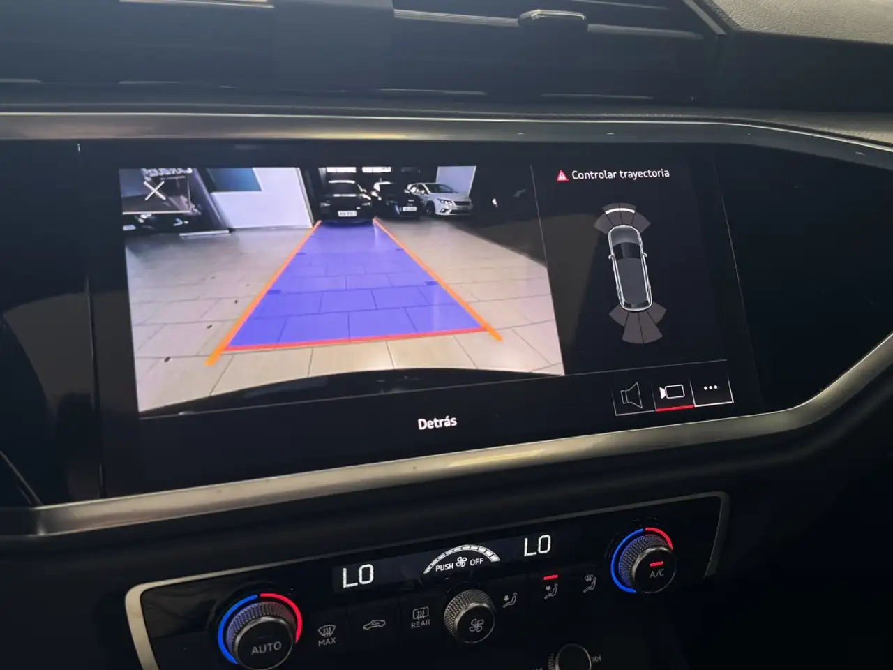 Audi Q3 45 TFSIe S line S-tronic — Galerie du véhicule 21