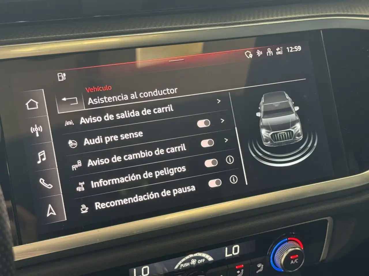 Audi Q3 45 TFSIe S line S-tronic — Galerie du véhicule 20