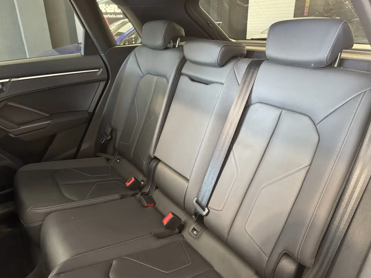 Audi Q3 45 TFSIe S line S-tronic — Galerie du véhicule 14