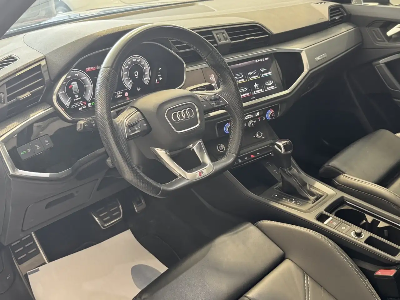 Audi Q3 45 TFSIe S line S-tronic — Galerie du véhicule 8