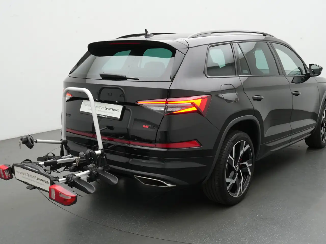 Skoda Kodiaq RS 4x4 MATRIX 7-SITZE AHK DCC KAM ACC — Galería del vehículo 4