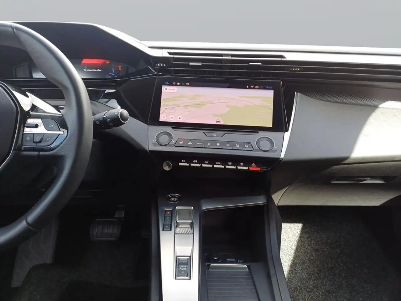 Peugeot 308 SW Active Pack PureTech 130 EAT8 — Vehicle gallery 12