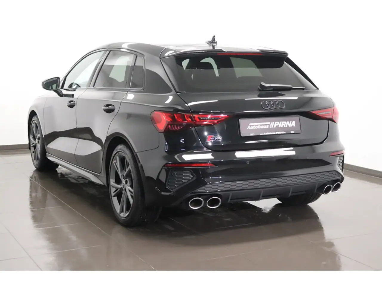 Audi S3 quattro 2.0 TFSI Sportback #LED #NAVI — Vehicle gallery 7