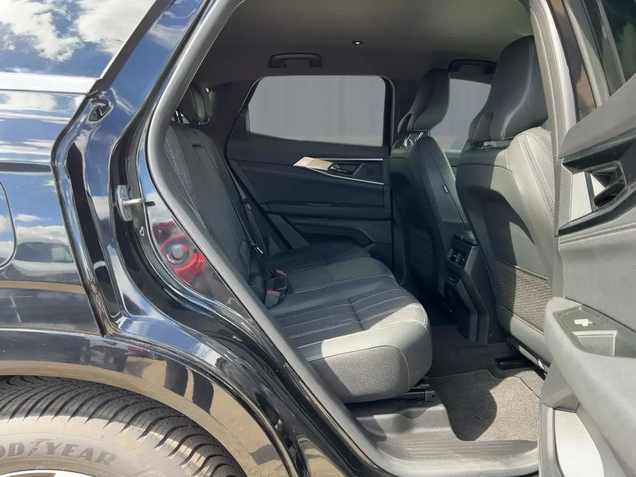 Renault Austral TECHNO E-TECH FULL HYBRID 200 RÜCKFAHRKAMERA — Galería del vehículo 9