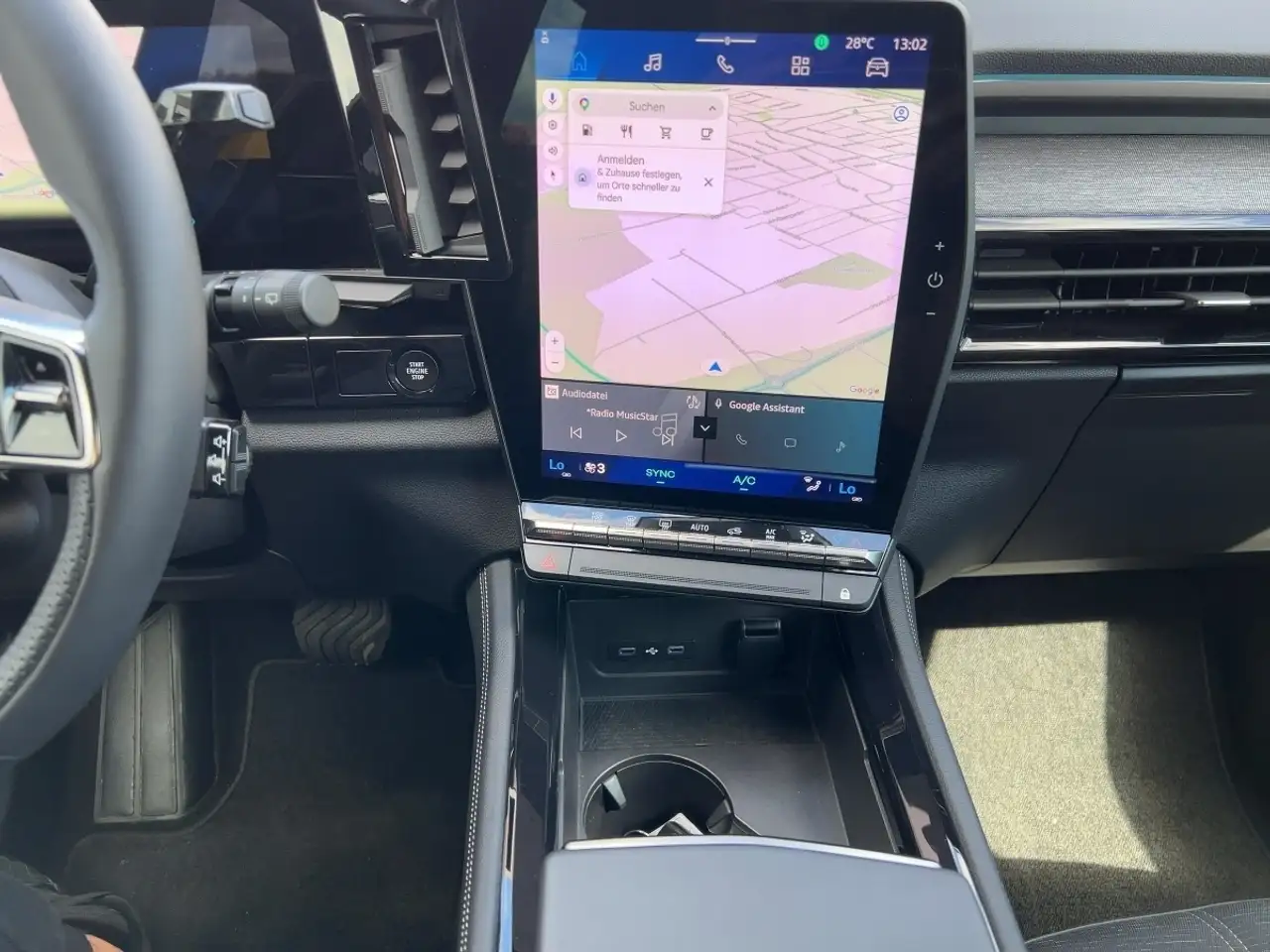 Renault Austral TECHNO E-TECH FULL HYBRID 200 RÜCKFAHRKAMERA — Galería del vehículo 12