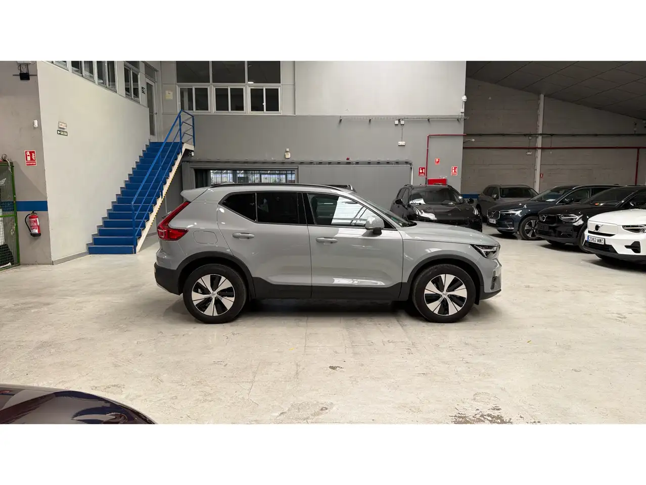Volvo XC40 B3 Essential Aut. — Galería del vehículo 31