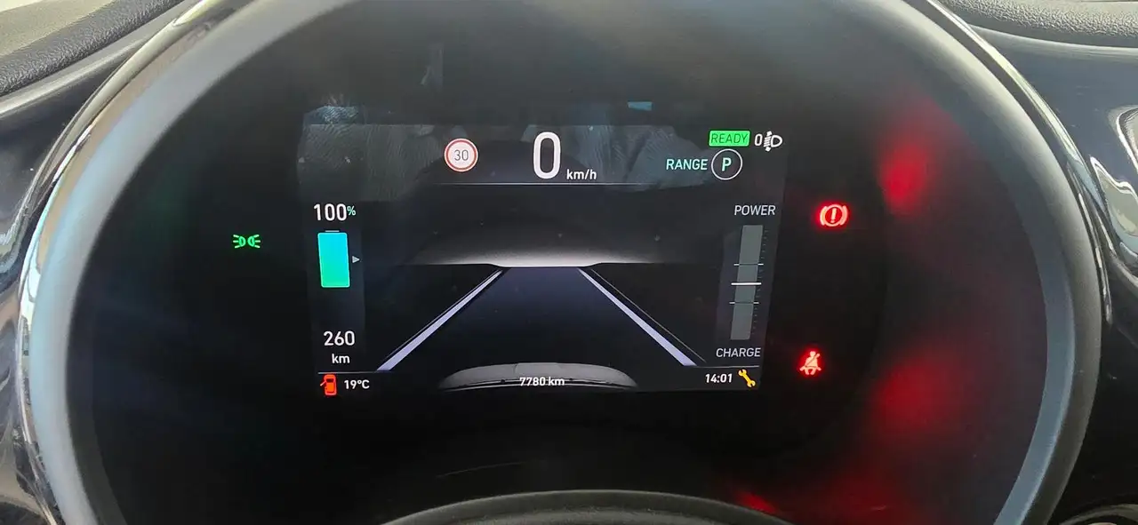 Fiat 500e - 42 kWh - Android Auto - Alus — Vehicle gallery 6