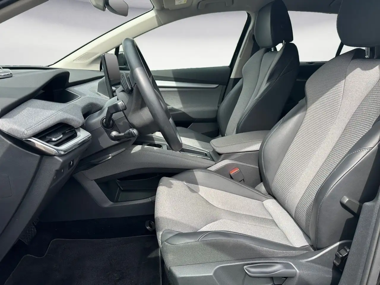 Skoda Enyaq 50 Loft — Galería del vehículo 10