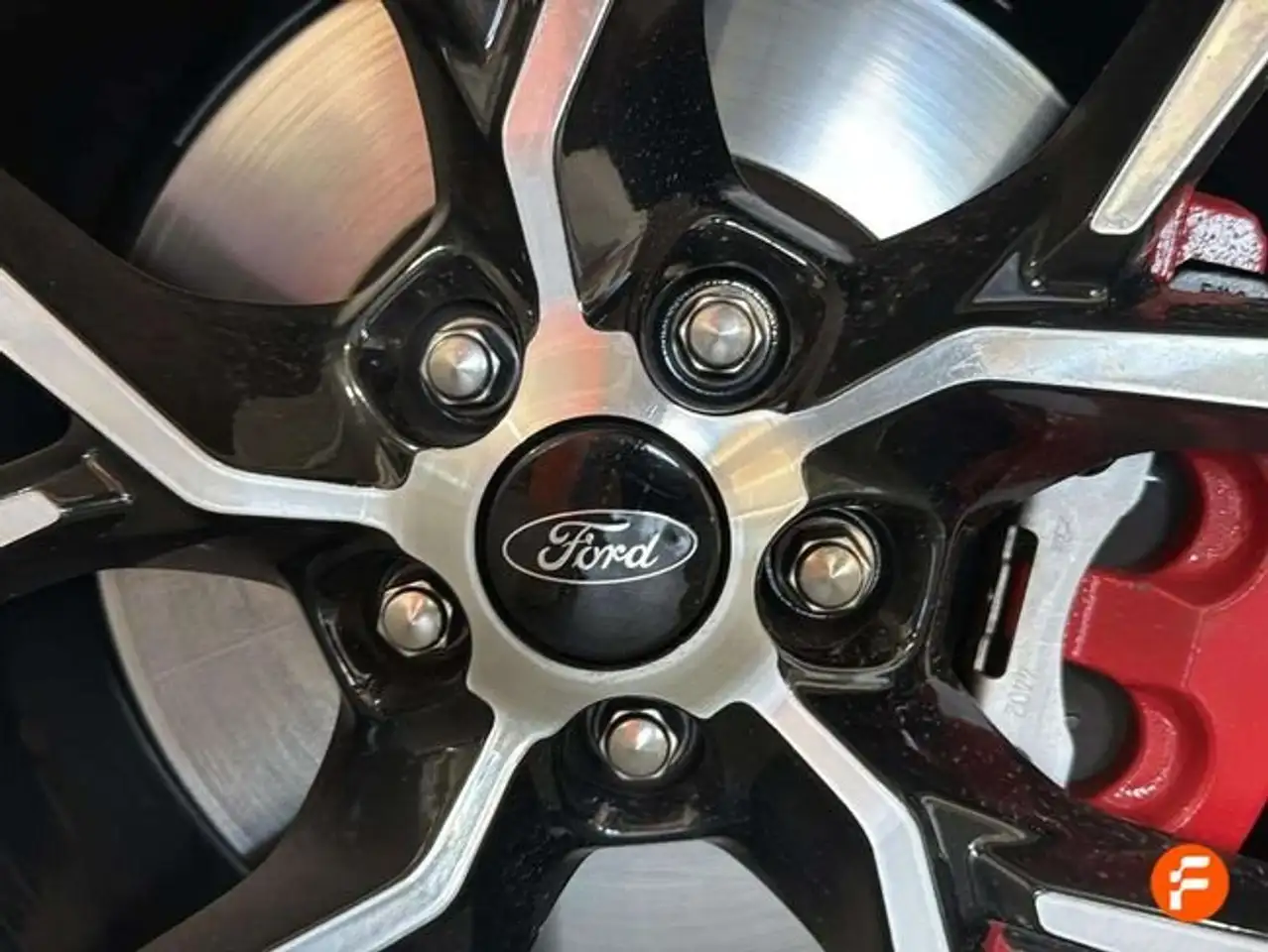 Ford Focus 2.3 Ecoboost ST Edition — Galerie du véhicule 10