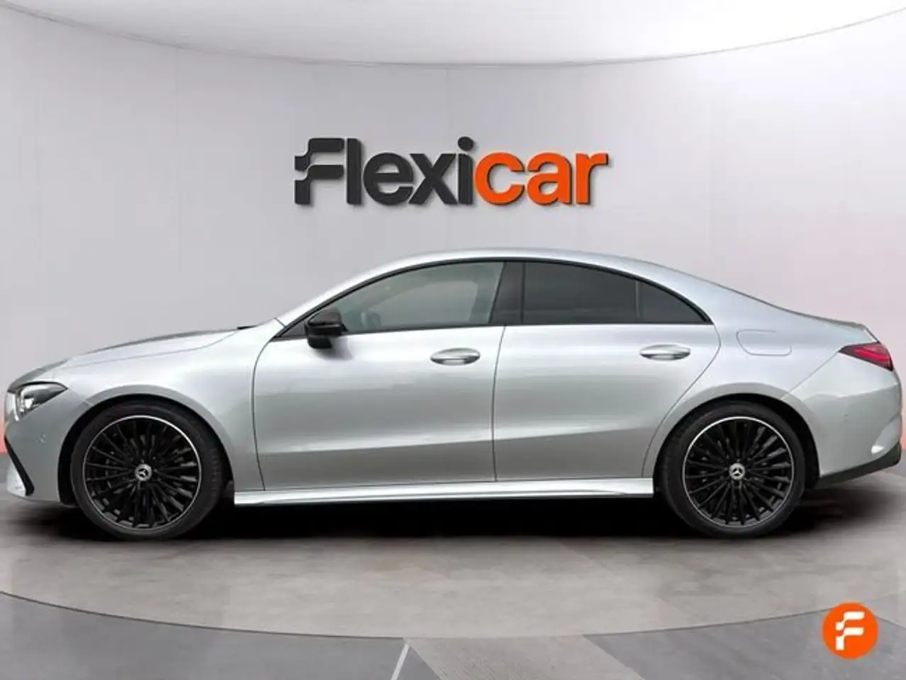 Mercedes-Benz CLA 220 220d — Galería del vehículo 7