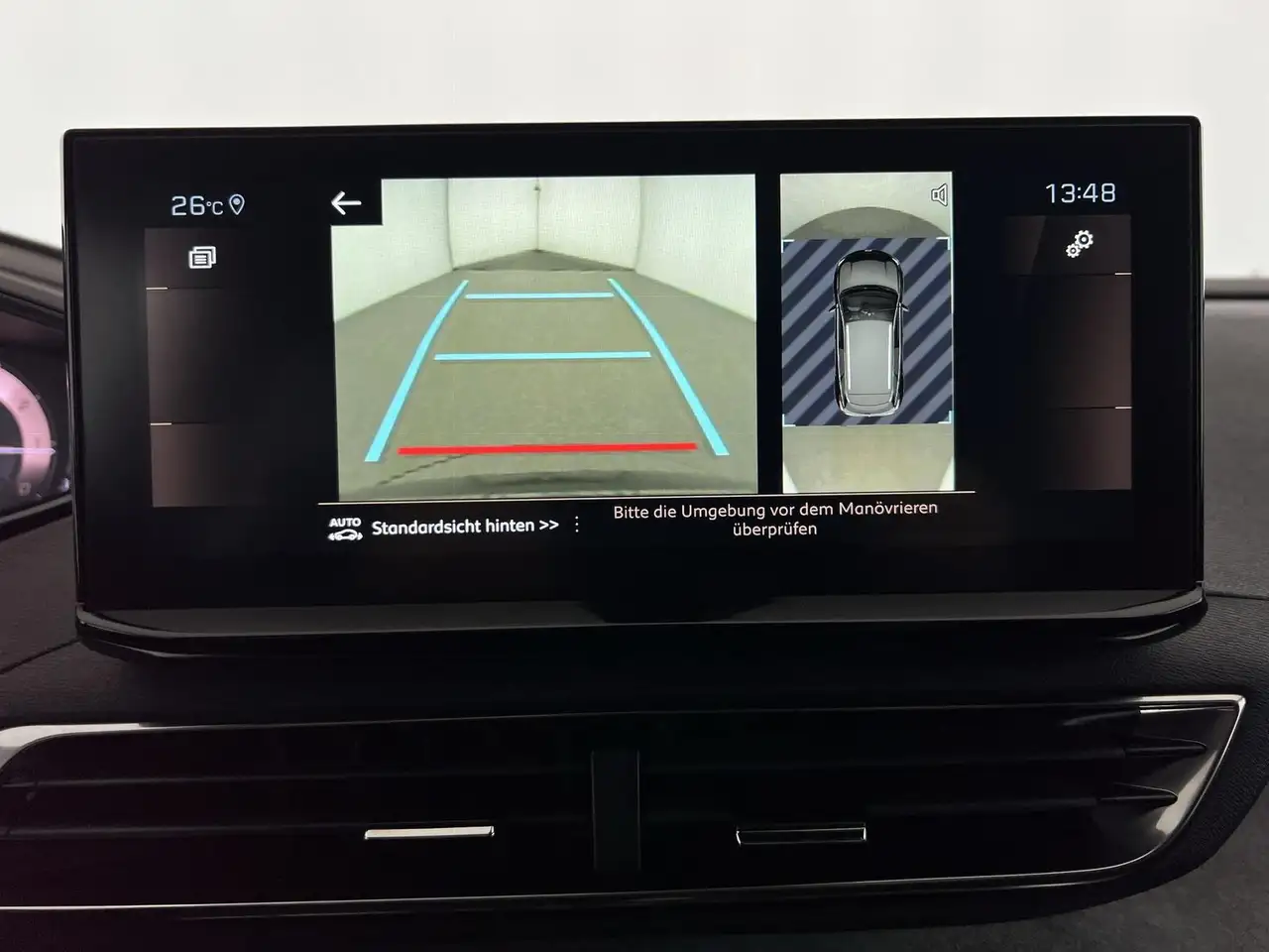 Peugeot 3008 GT 1.2*NAVI*RFK*SHZ*uvm — Galerie du véhicule 13