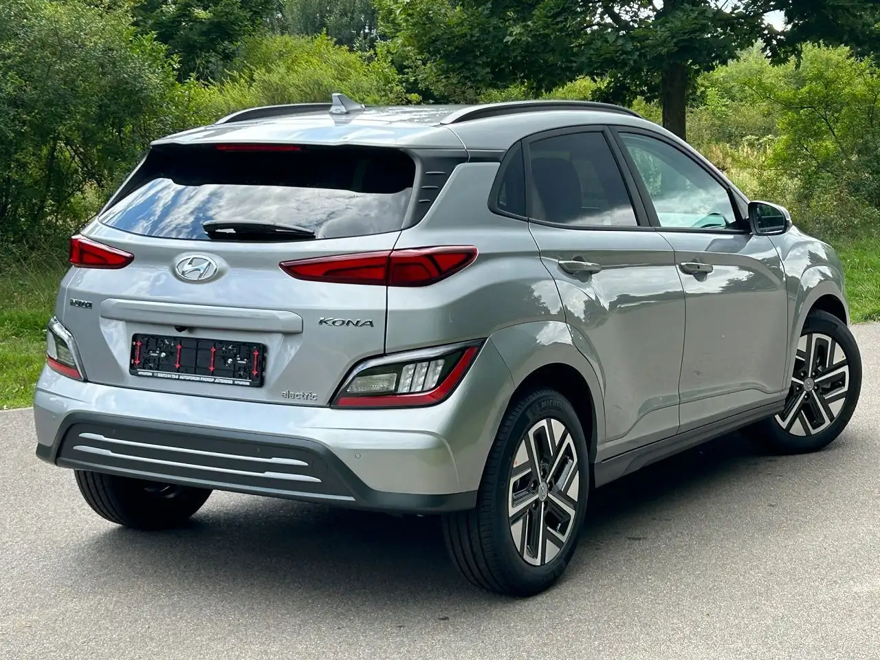 Hyundai KONA Kona EV Trend 150kW MY23*NAVI*RFK*MIETKAUF*MS — Galería del vehículo 4