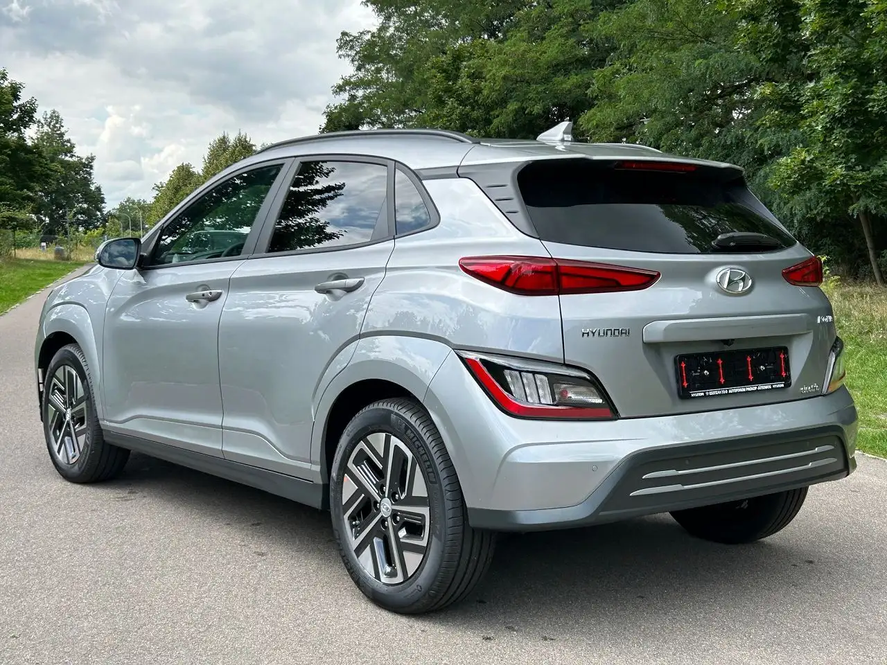 Hyundai KONA Kona EV Trend 150kW MY23*NAVI*RFK*MIETKAUF*MS — Galería del vehículo 6