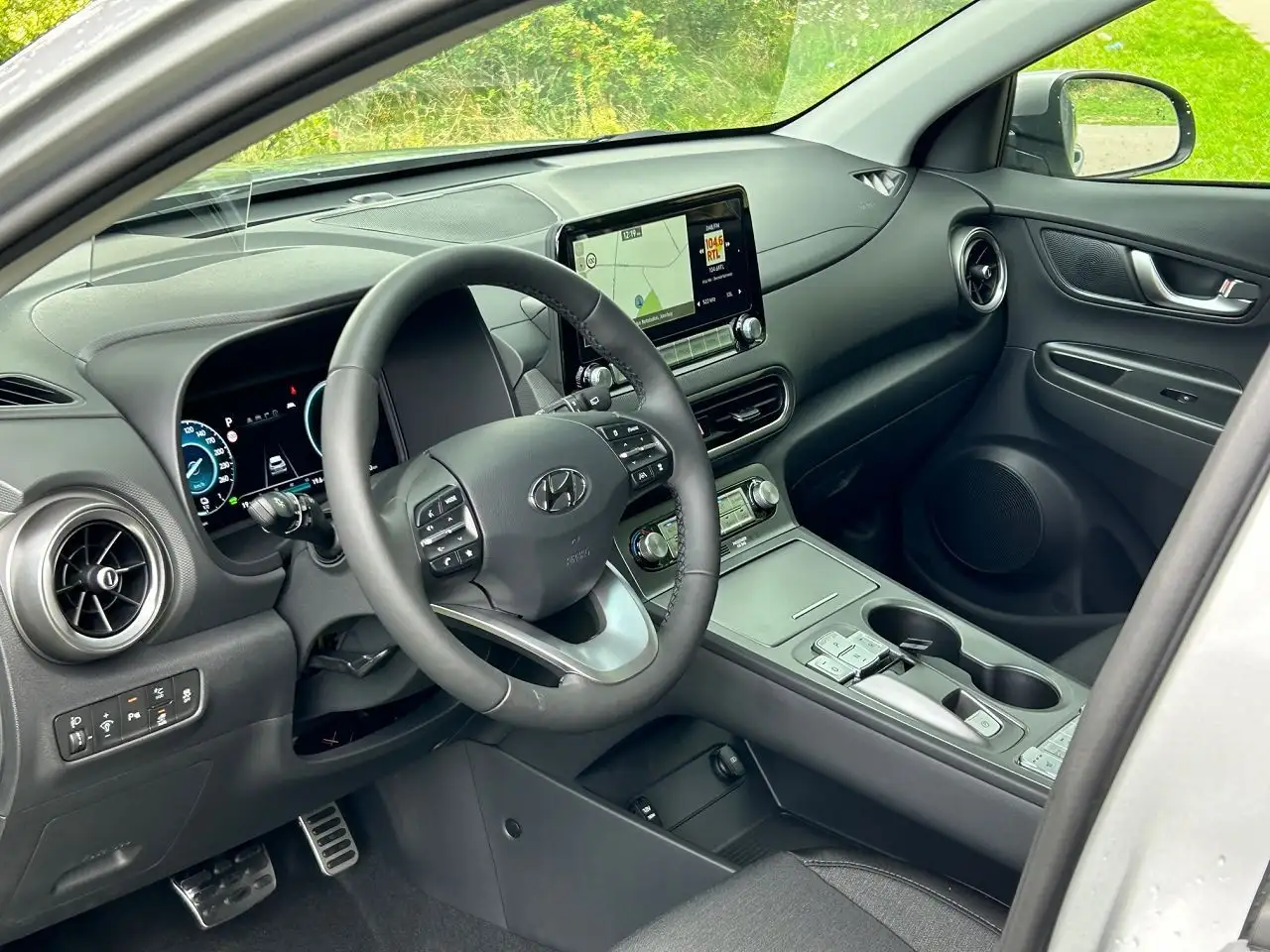 Hyundai KONA Kona EV Trend 150kW MY23*NAVI*RFK*MIETKAUF*MS — Galería del vehículo 13