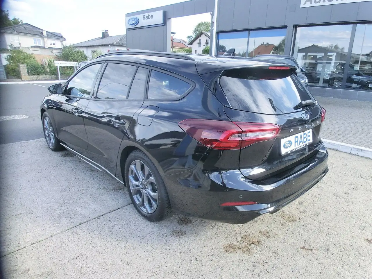 Ford Focus 1,0EB MHEV ST-Line X Automatik/HeadUp/AHK — معرض صور السيارة 4