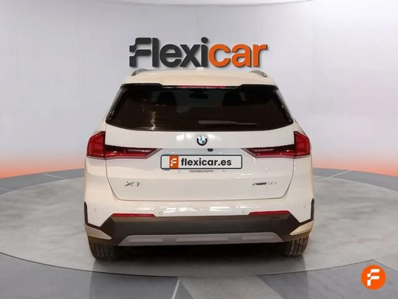 BMW X1 sDrive 18dA — Vehicle gallery 7