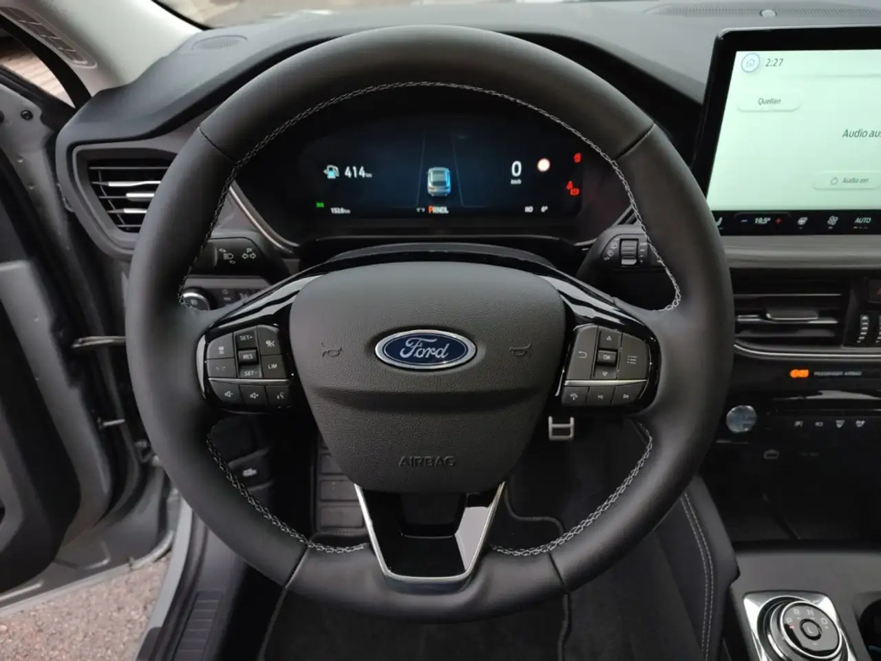 Ford Kuga Active X FHEV NAVI ACC Autom RFK Klimaaut SHZ FSH — معرض صور السيارة 11