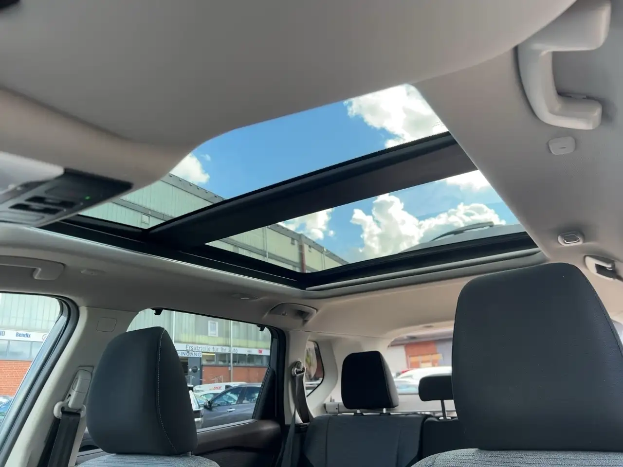 Nissan X-Trail 1.5 VC-T MHEV N-Connecta Apple CarPlay SHZ — Galería del vehículo 20