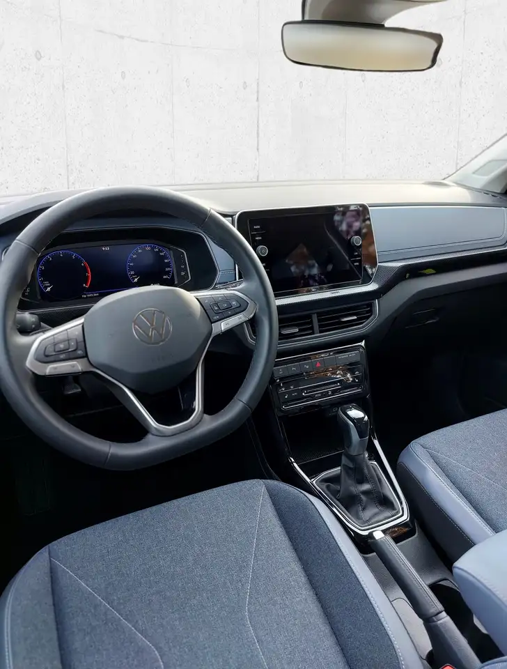 Volkswagen T-Cross 1.0 TSI 85 kW Style NAV LED PDC AHK 4SEASON SOMMER — Vehicle gallery 15