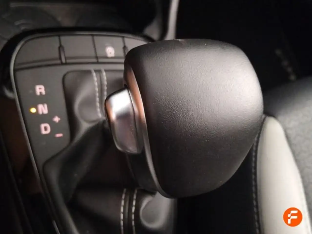 Kia Picanto 1.0 DPi GT-line AMT — Galería del vehículo 26
