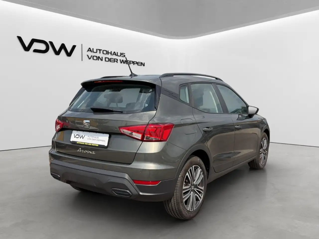 SEAT Arona TSI DSG Style Edition Navi ACC SHZ CarPlay — معرض صور السيارة 9