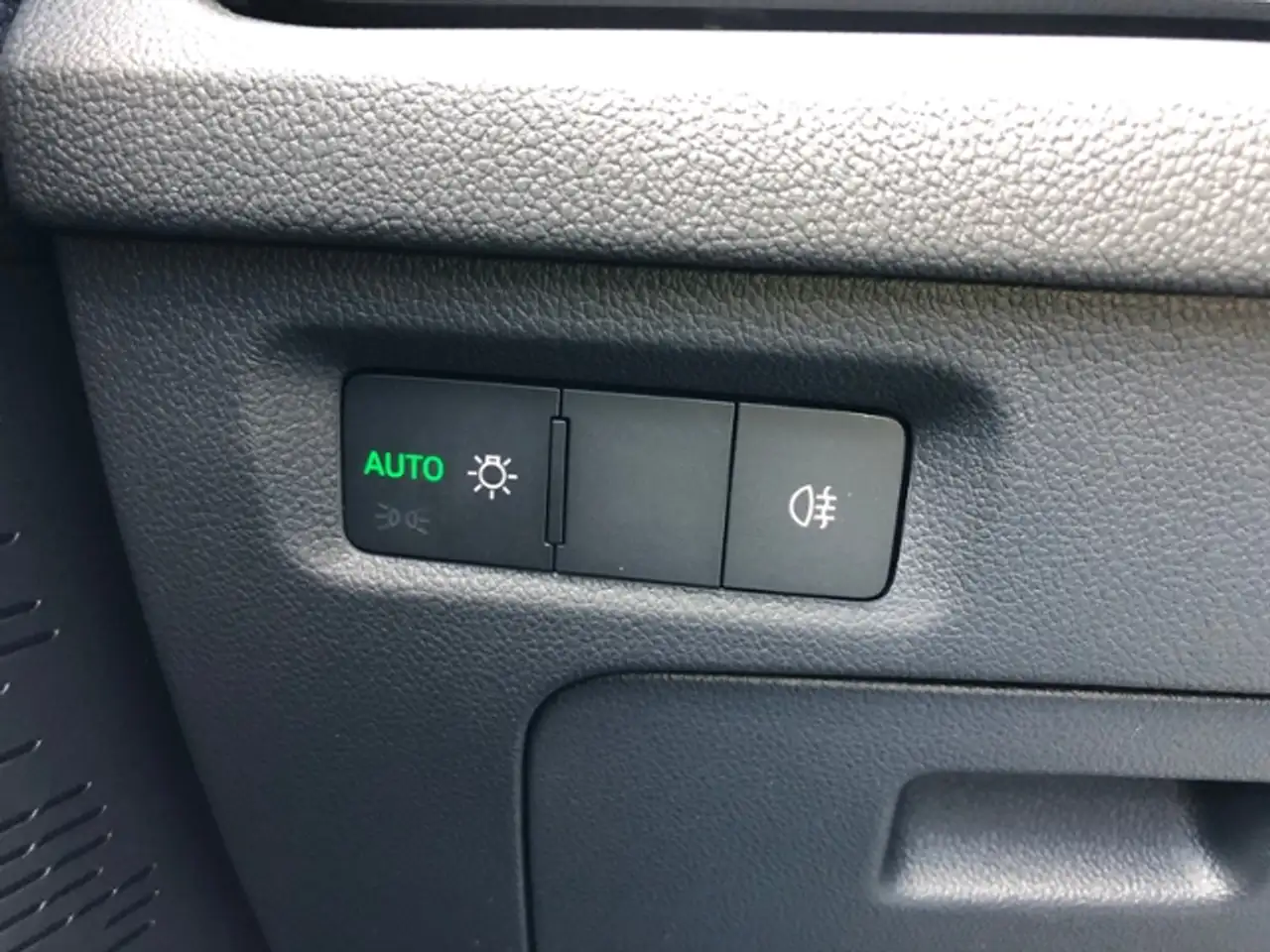Skoda Octavia Lim. Selection Navi SmartLink Kamera — Vehicle gallery 8