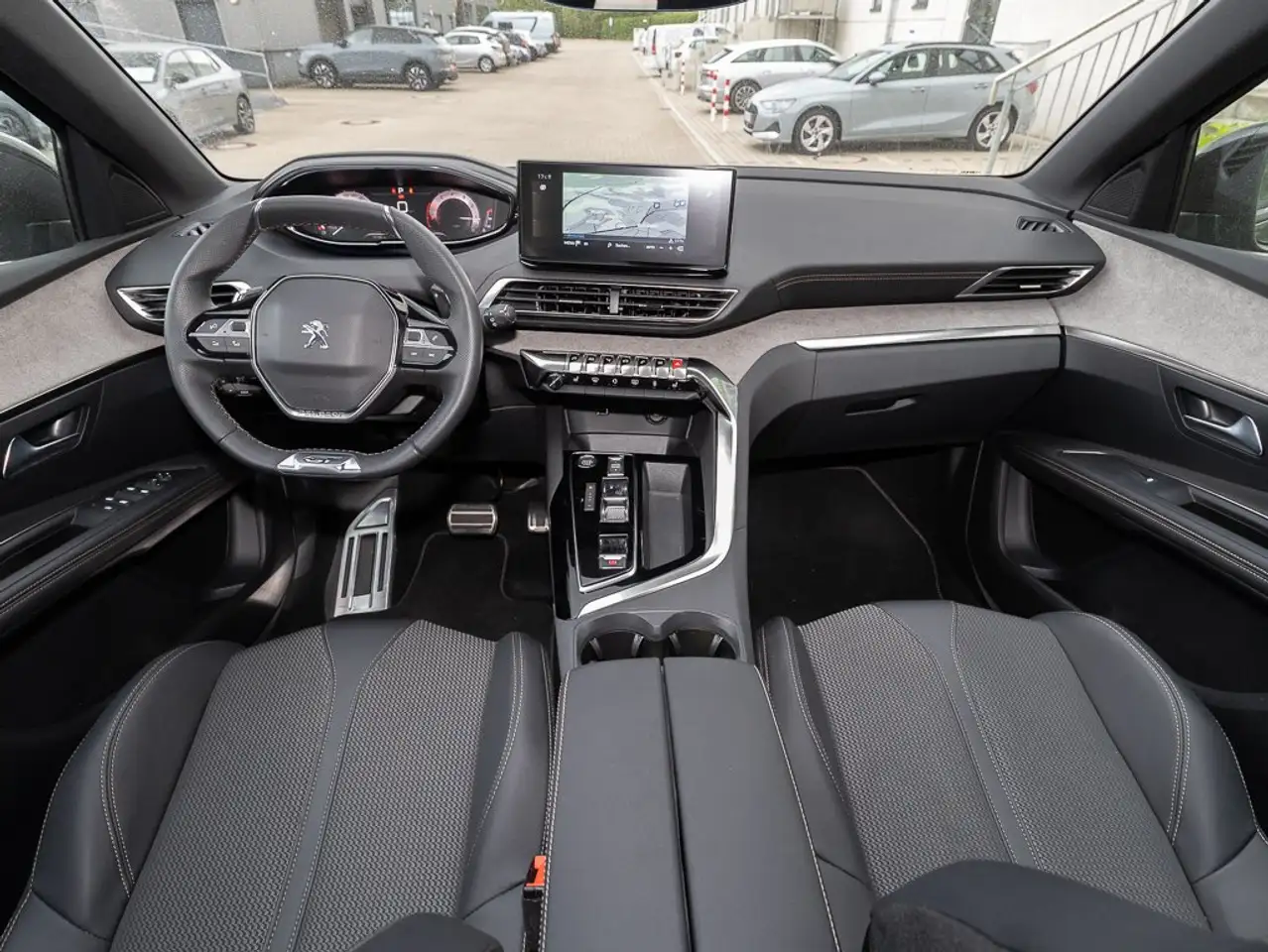 Peugeot 3008 1.2 PureTech 130 GT +elHKKL+PANO+RFK+SHZ+ — Galerie du véhicule 10